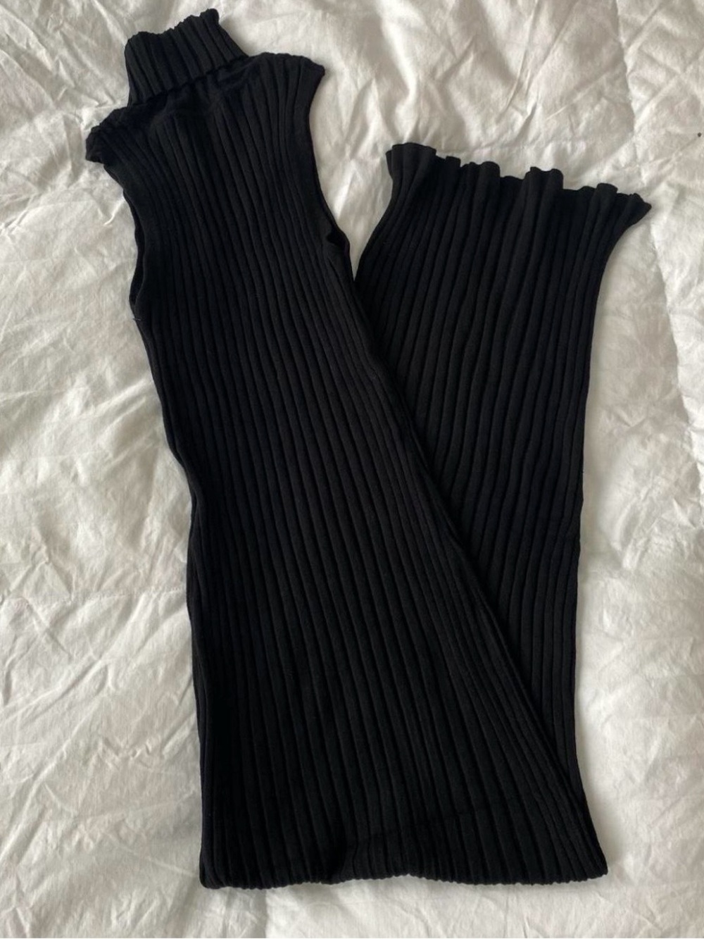 Black Ribbed Sleeveless Turtleneck Midaxi Dress